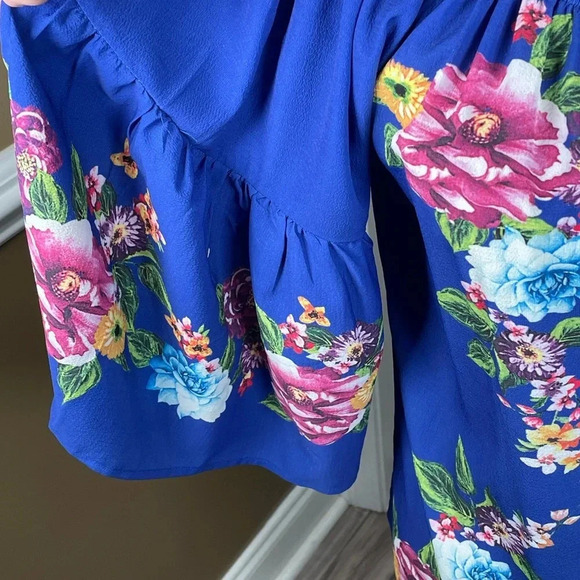 UMGEE Floral BOHO GYPSY Blue Top NWT SMALL - Picture 4 of 6